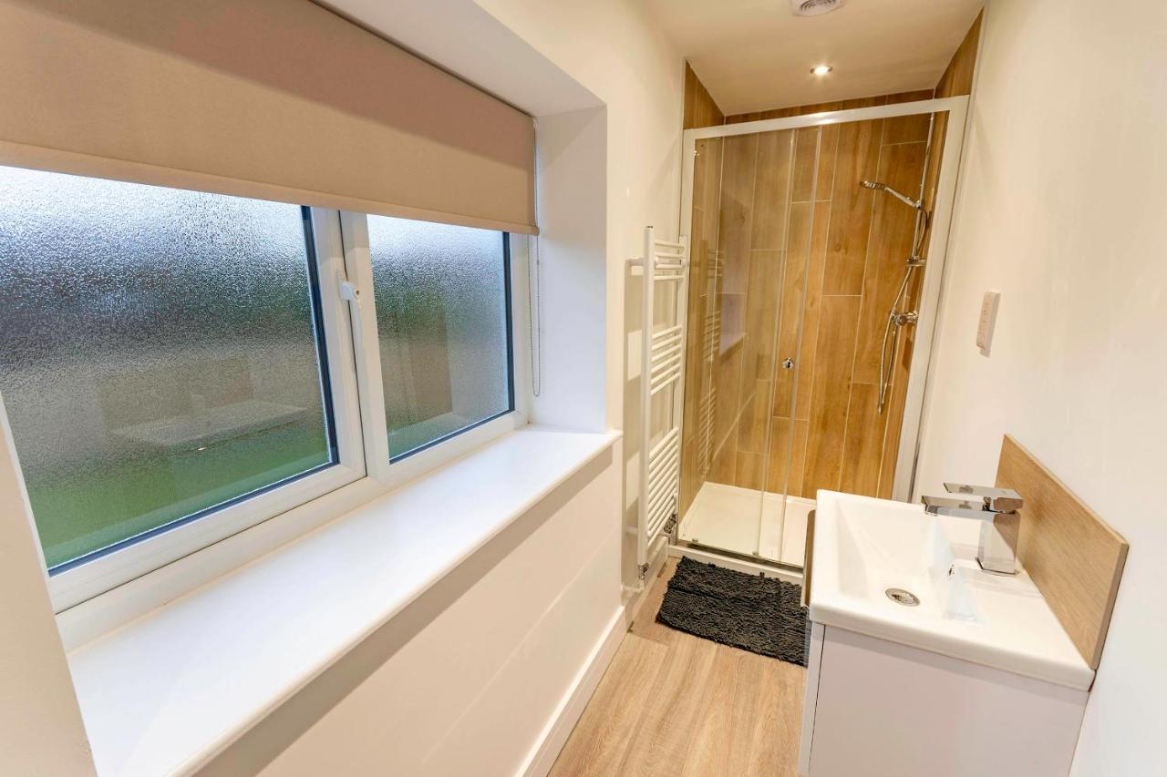Newly Renovated Rural Cottage In North Scarle Lincoln Exterior photo
