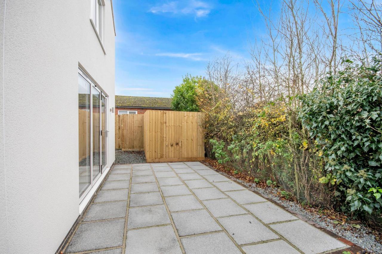 Newly Renovated Rural Cottage In North Scarle Lincoln Exterior photo